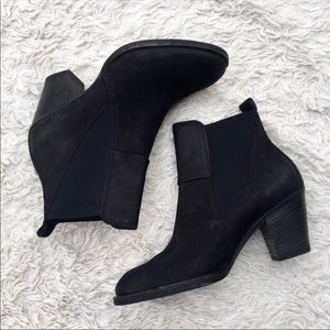 NWOT Paul Green Jules Chelsea Boots